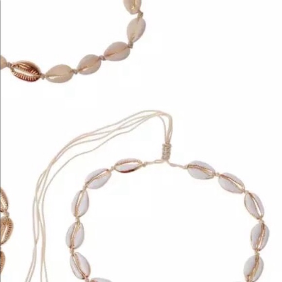 White Conch Shell choker - Picture 4 of 4